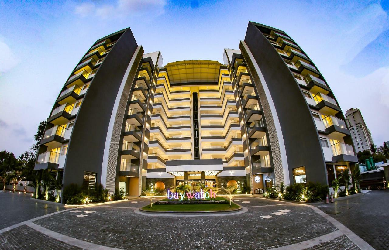 Kent Baywatch Suites Kochi Esterno foto