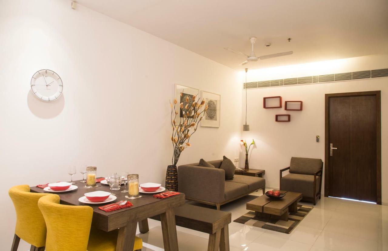 Kent Baywatch Suites Kochi Esterno foto