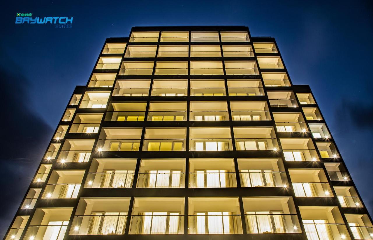 Kent Baywatch Suites Kochi Esterno foto